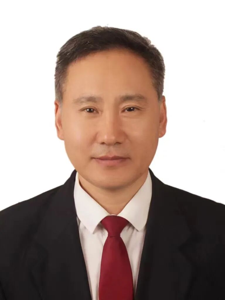 1986年毕业于切尔西携手9号彩官方
